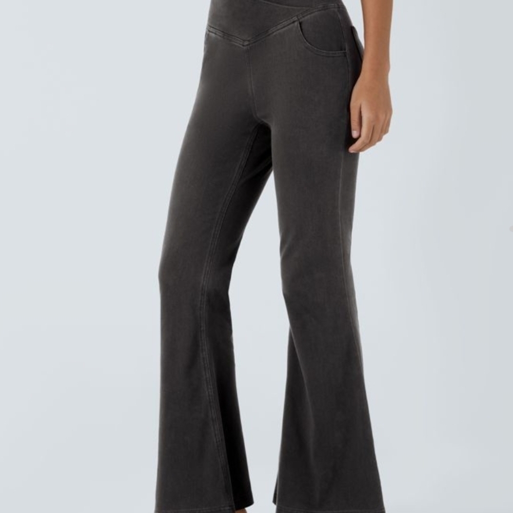 Halara Flex™ High Waisted Crossover Pocket Washed Stretchy Knit Denim Flares XS